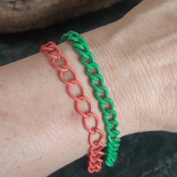 B952 Colorful Double Chain Bracelet - Picture 4 of 6